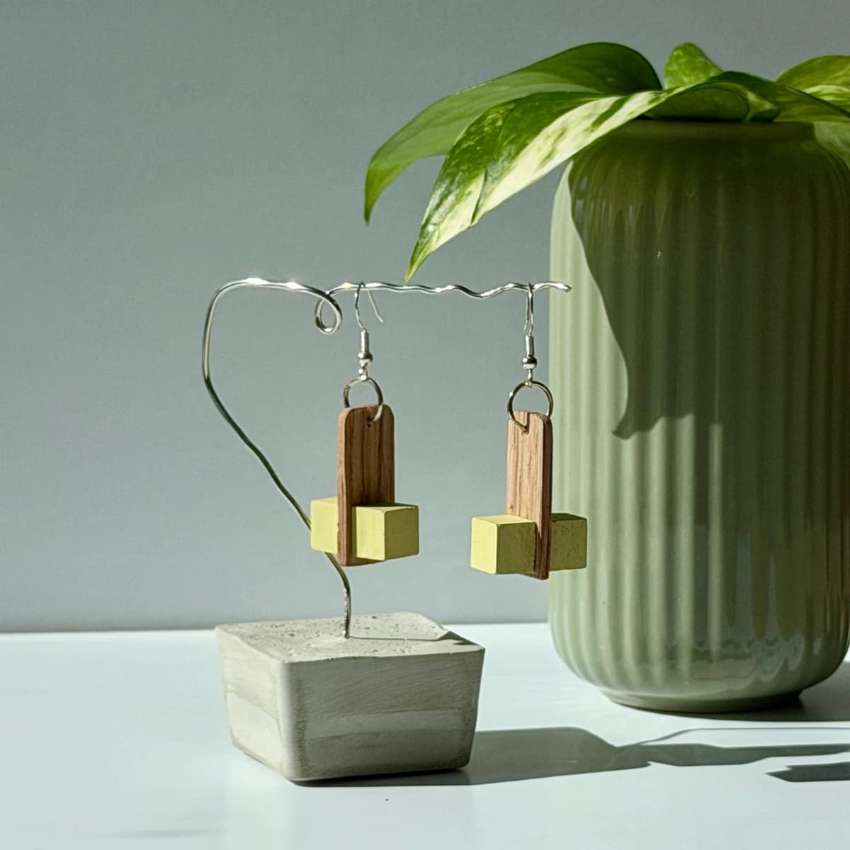 Boucles d’oreilles Wood & Cube - Vert citron doux